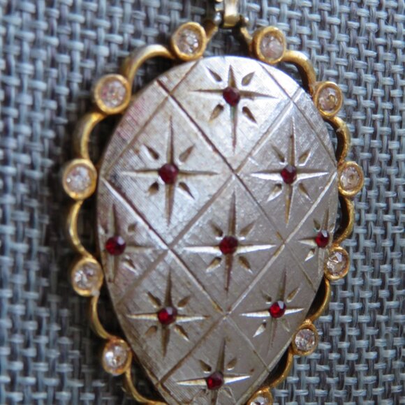 Vtg signed Prestige pend necklace 1960 ruby red crystal silver chain starburst - Picture 2 of 9